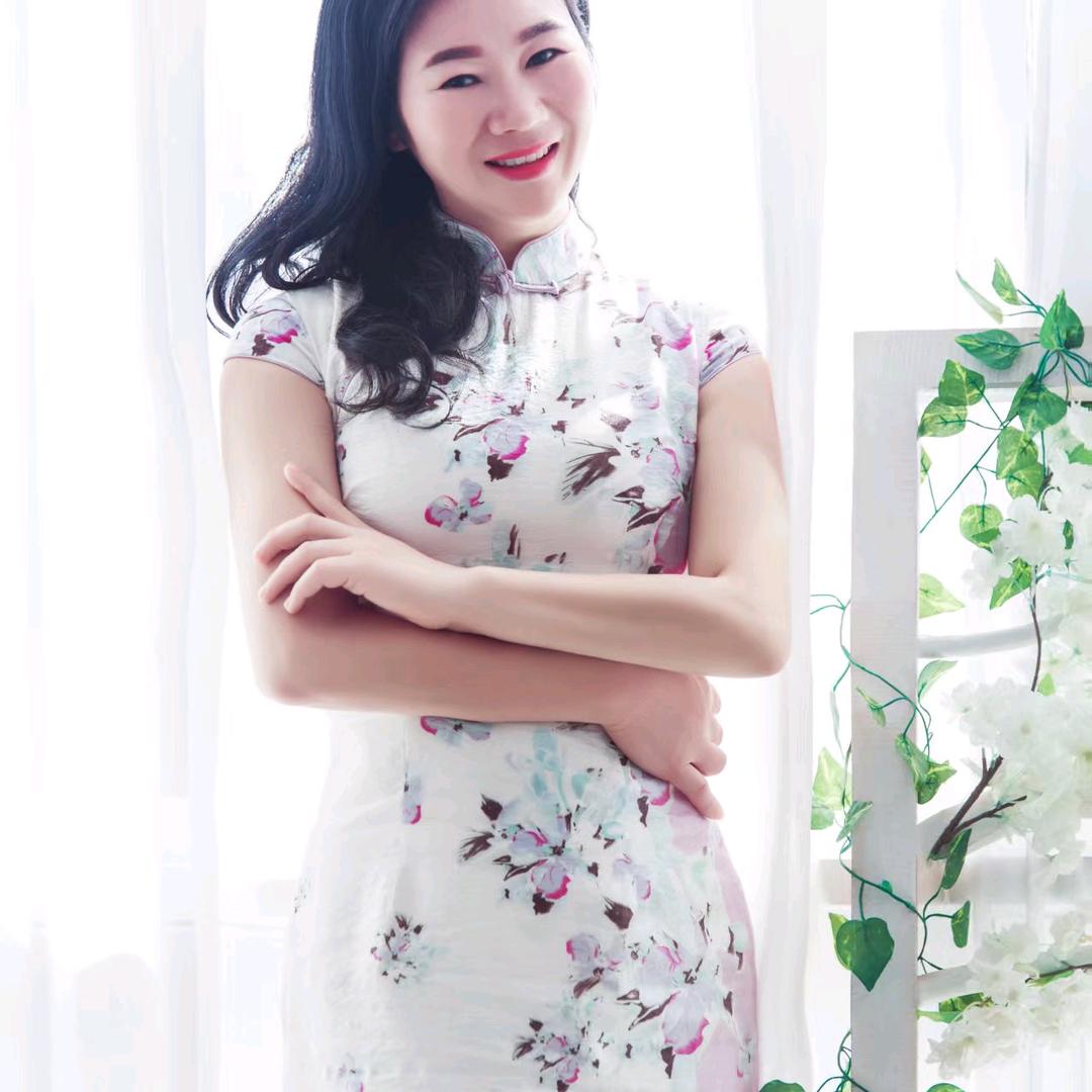 美时候桂林八里街店罗姐