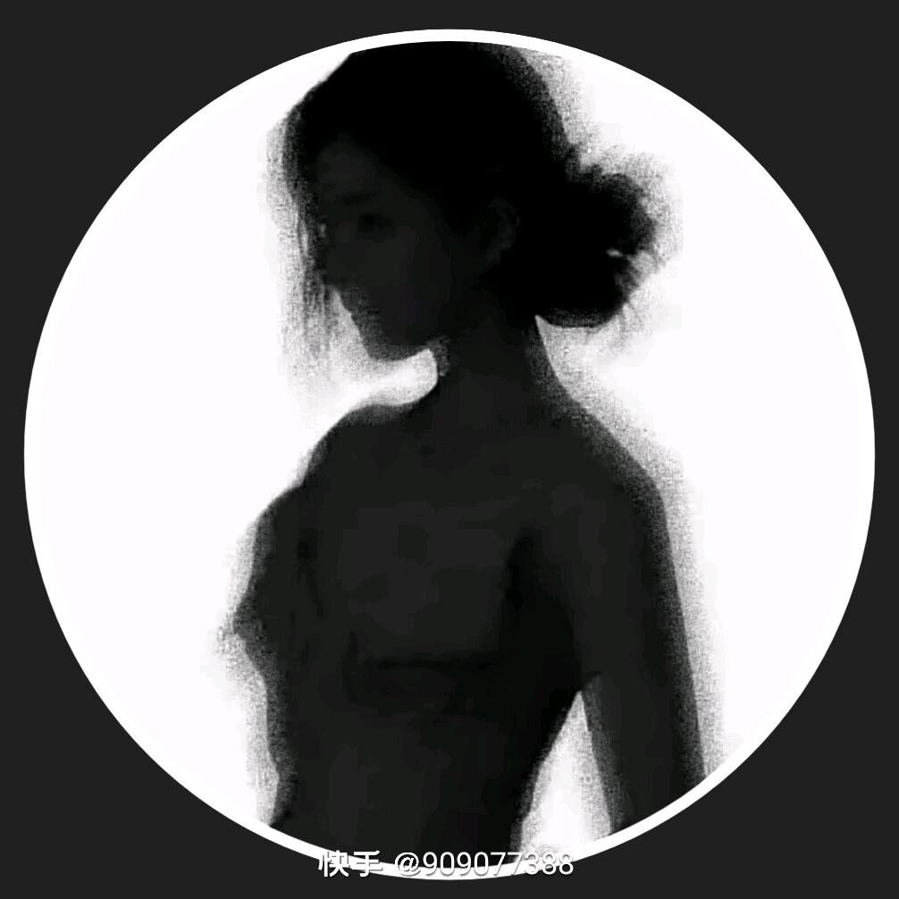 《。》