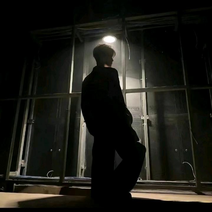 つ王仔小馒头彡