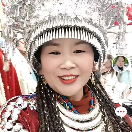 红玉姐爱唱歌《晚8.10分播》