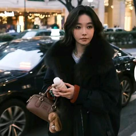 佟小白-时尚穿搭