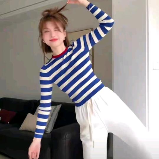 依心依意女装精品