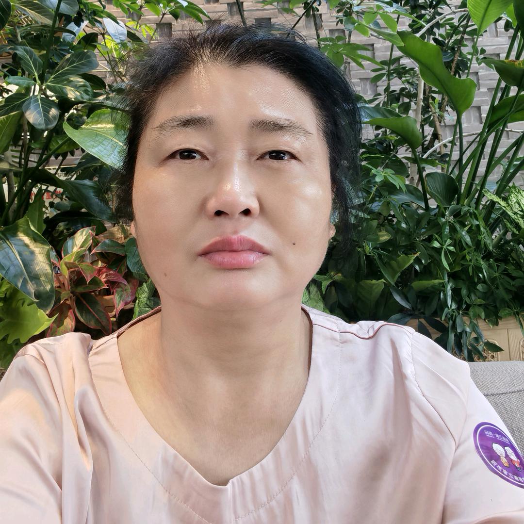 芸玲