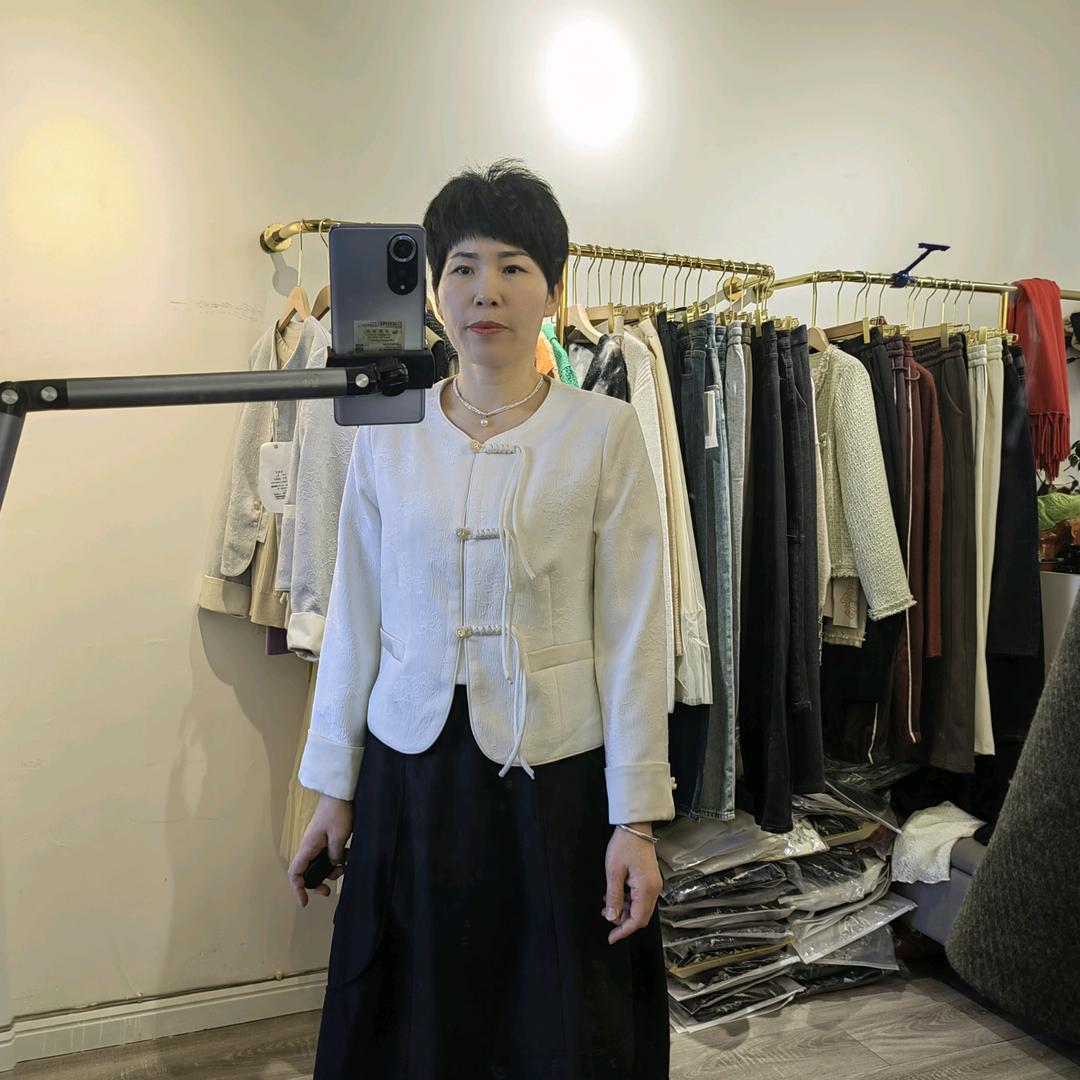 绒丝语羊绒衫店官方号