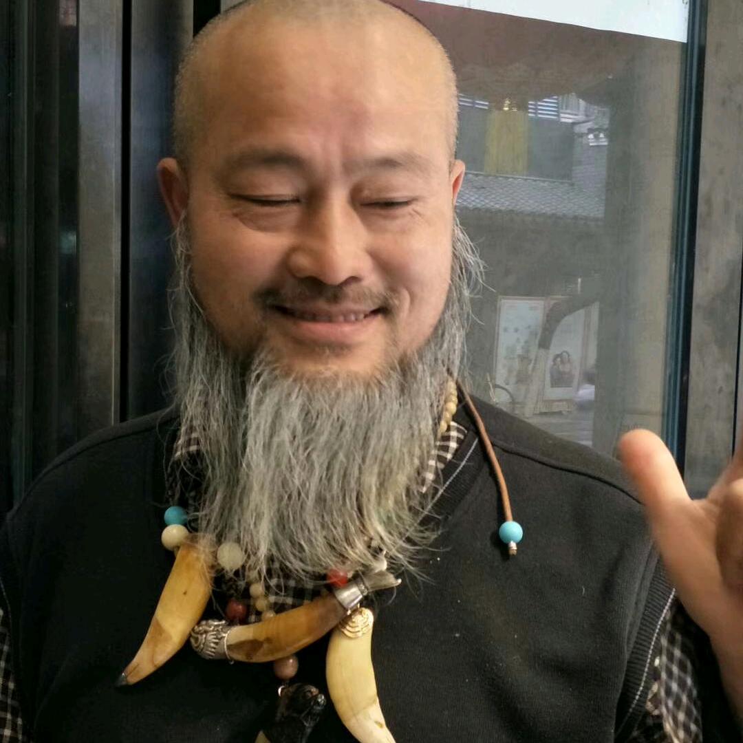亮哥哥