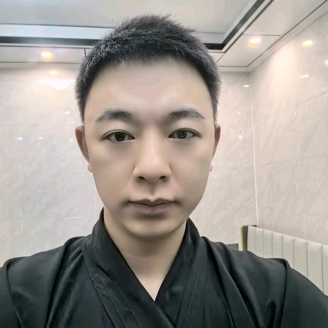 小真