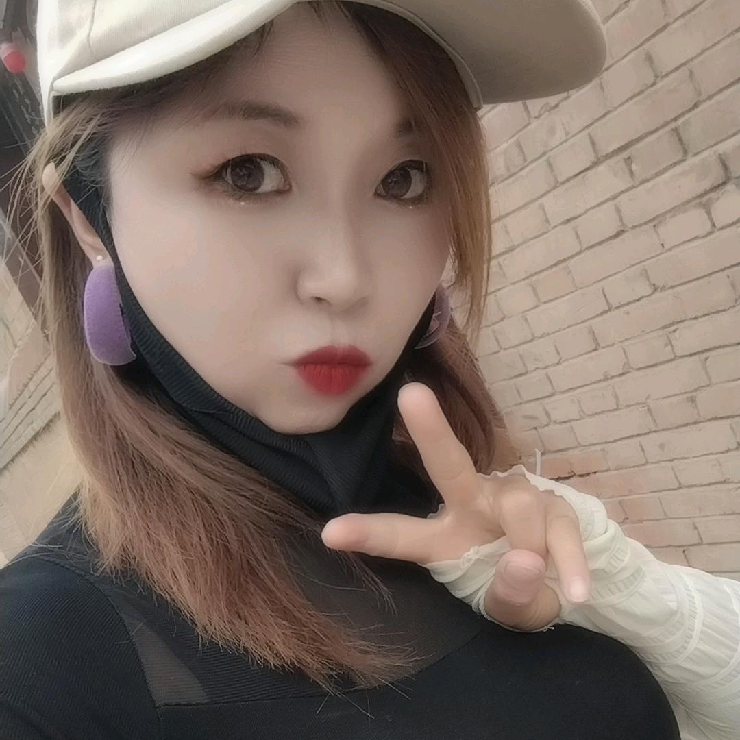 半颗糖✧٩(ˊωˋ*)و✧的忧伤