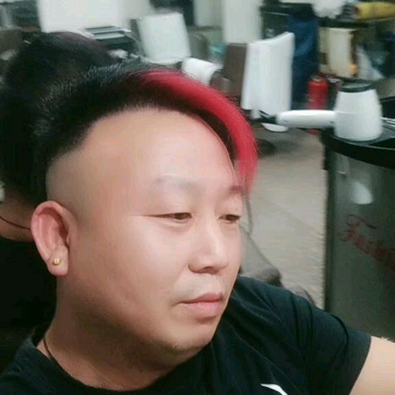 每天都快乐😊