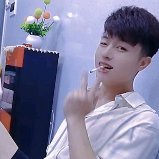 指尖觸碰愛