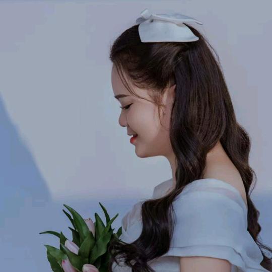 罗花花的显眼包(ɔˆ ³(ˆ⌣ˆc)