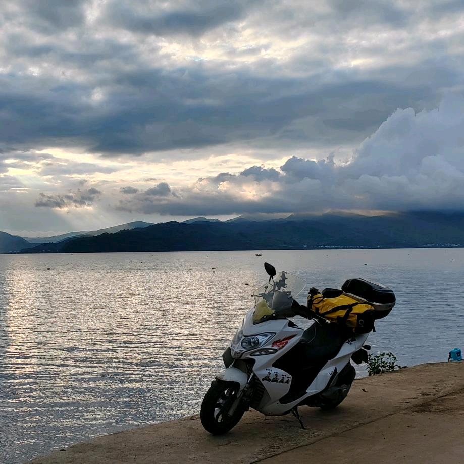 自由之旅小摩托🏍🏍