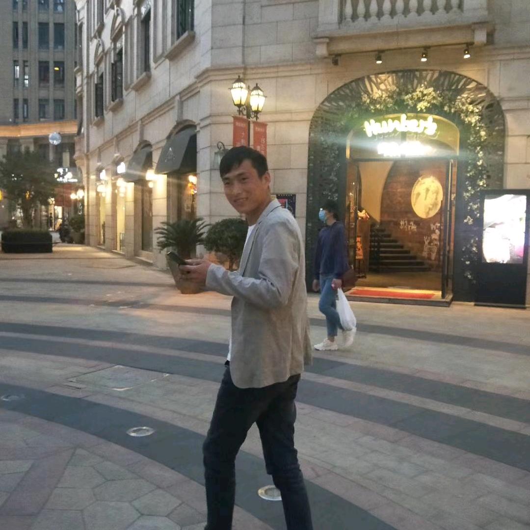 亮子哥(在滁州创业很难)