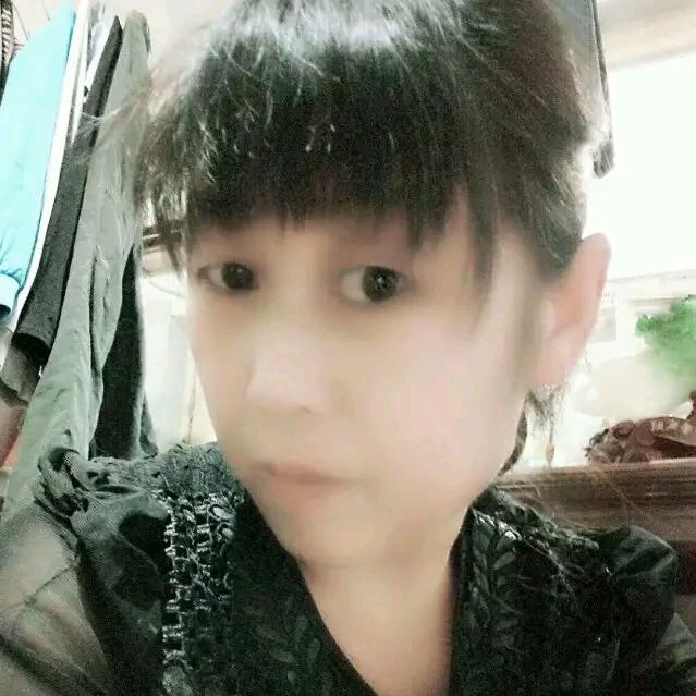 李华