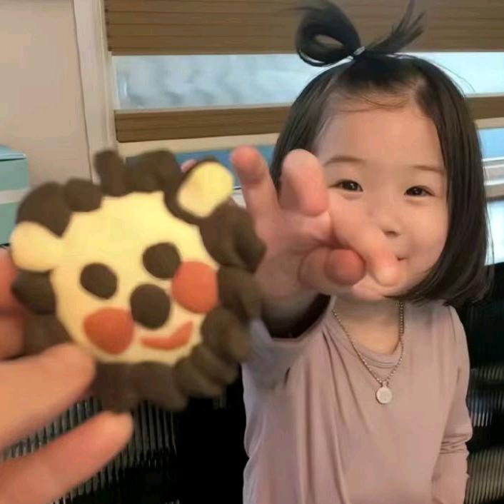 妞妞很哇塞吖