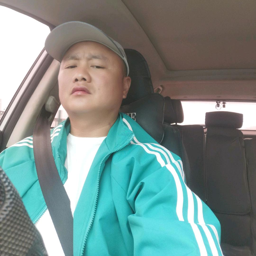 承包外架小熊