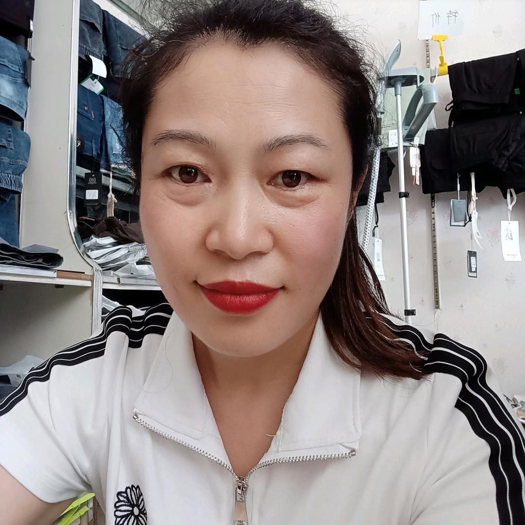 依佳依服装店