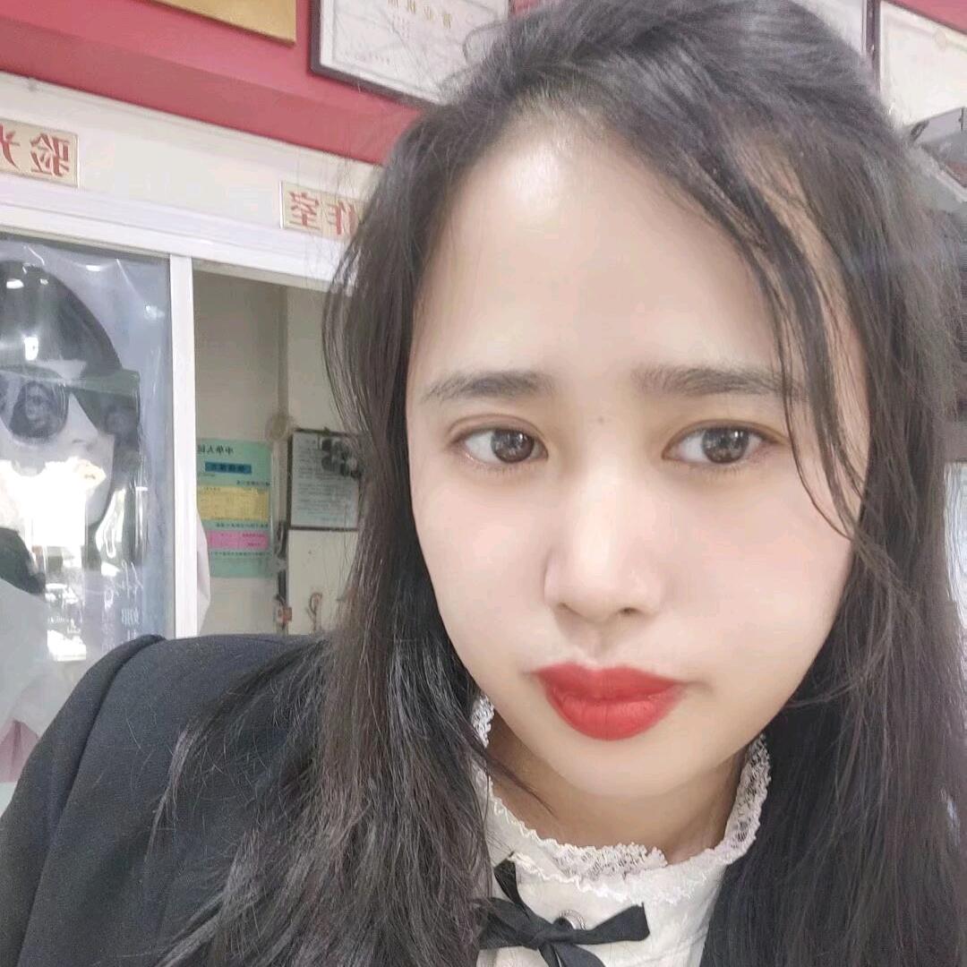 在焉耆开眼镜行的小张