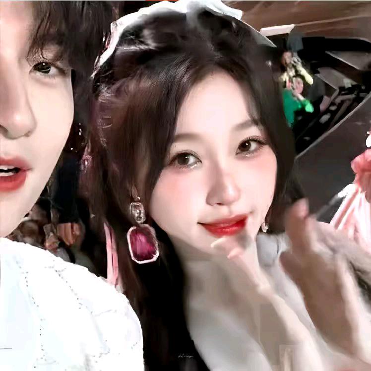 宏玉👩‍👩‍👧‍👦