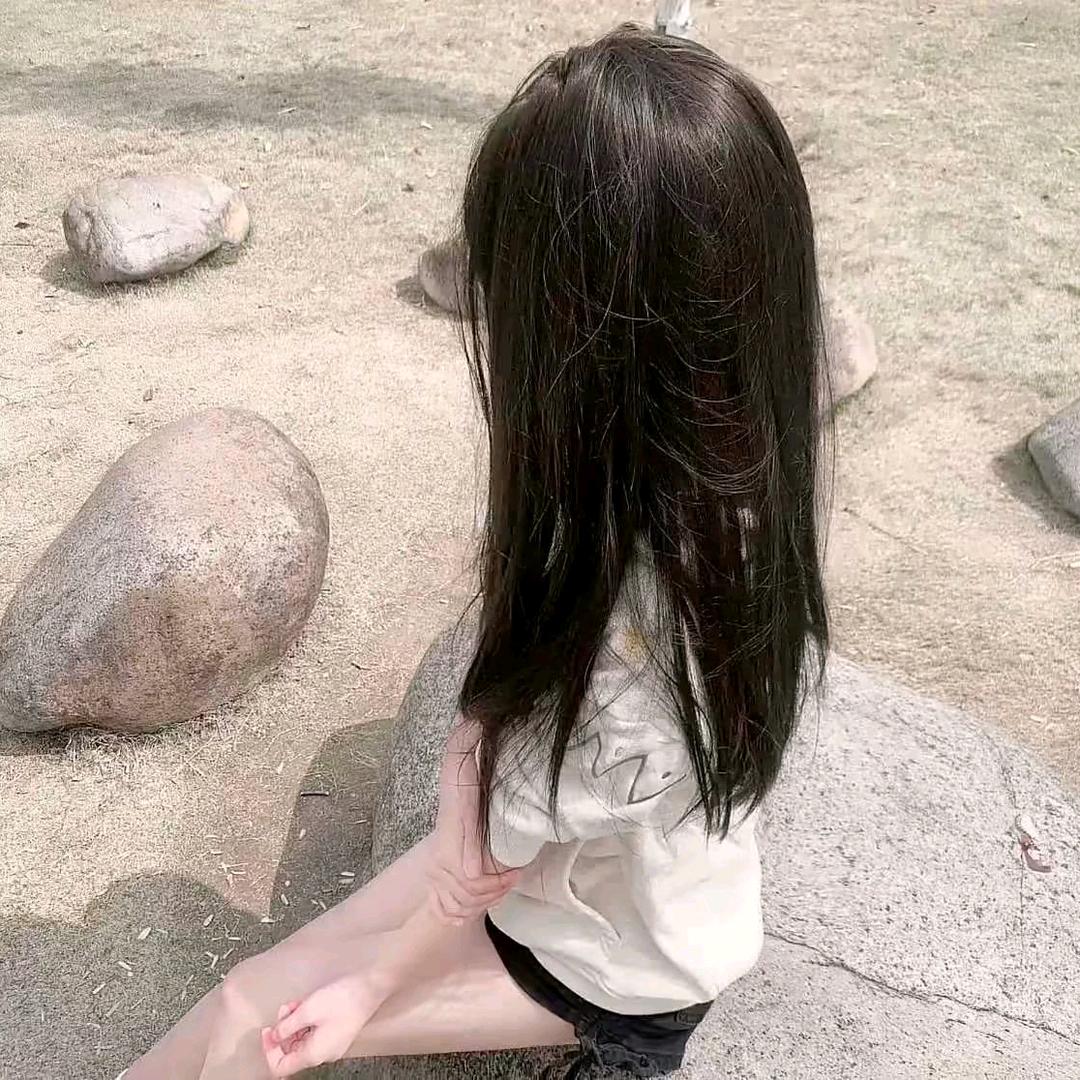 背影.🍃