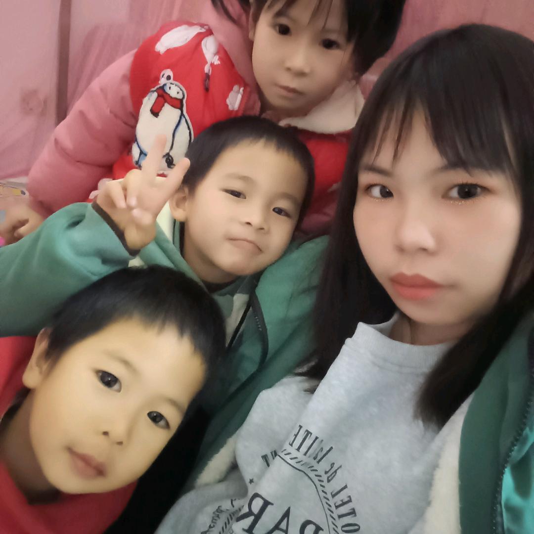 黄࿆ꦿཽღ小姐࿐