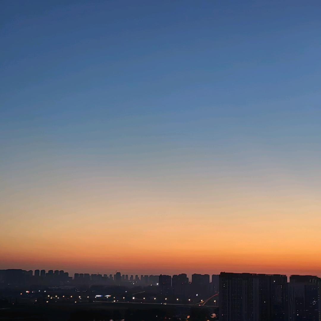 清晨～
