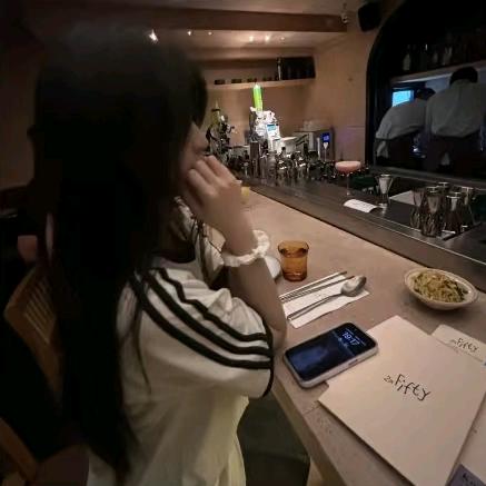 涵涵在想你🎀