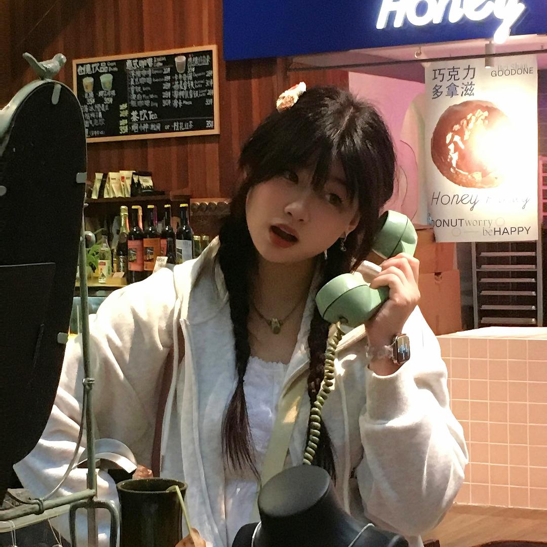 草莓小虫