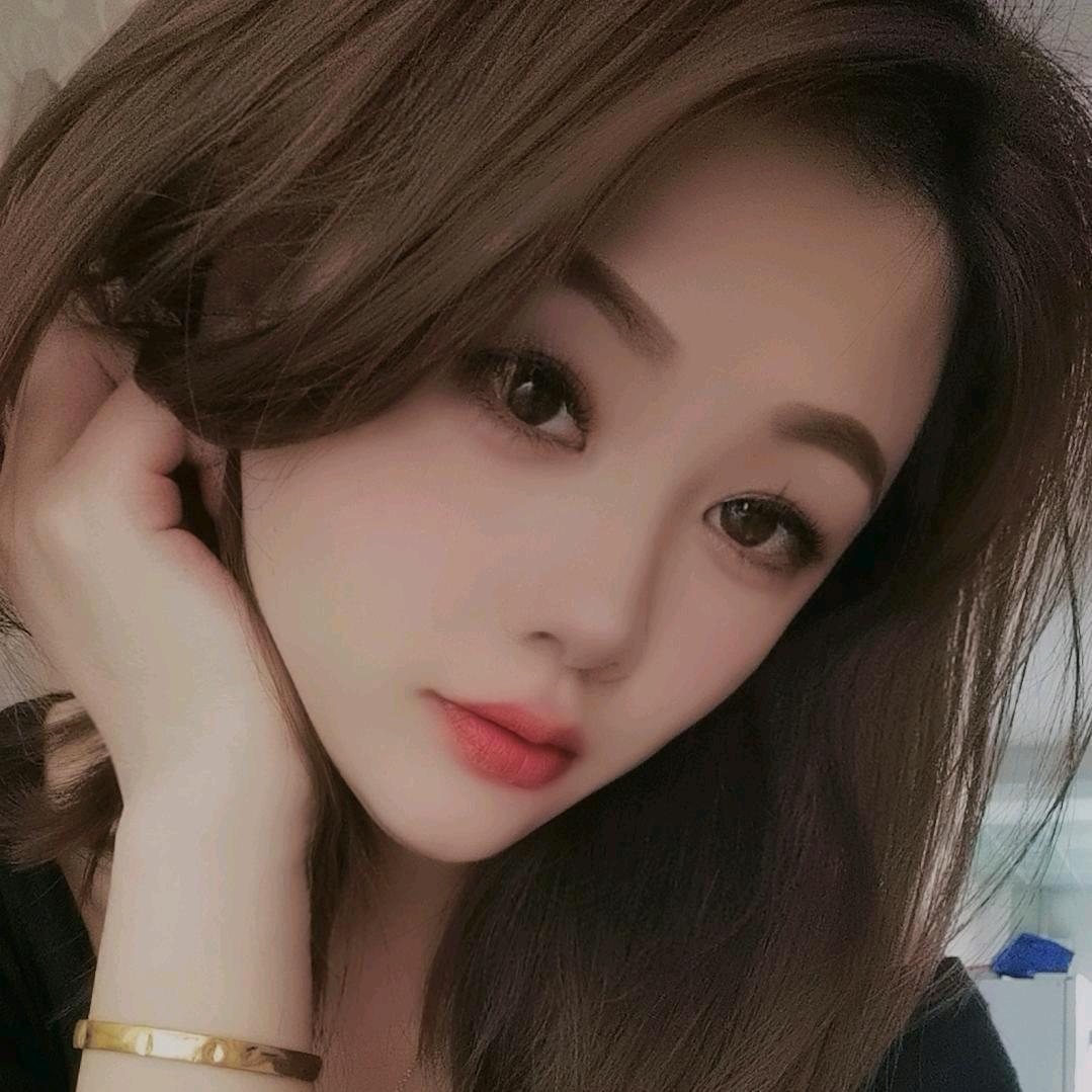 静静💋