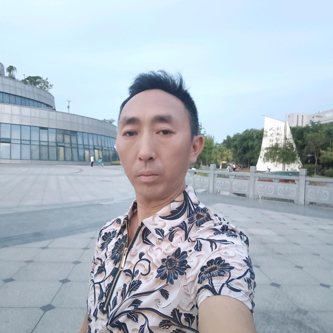（田哥）何大爷谁来关心呢