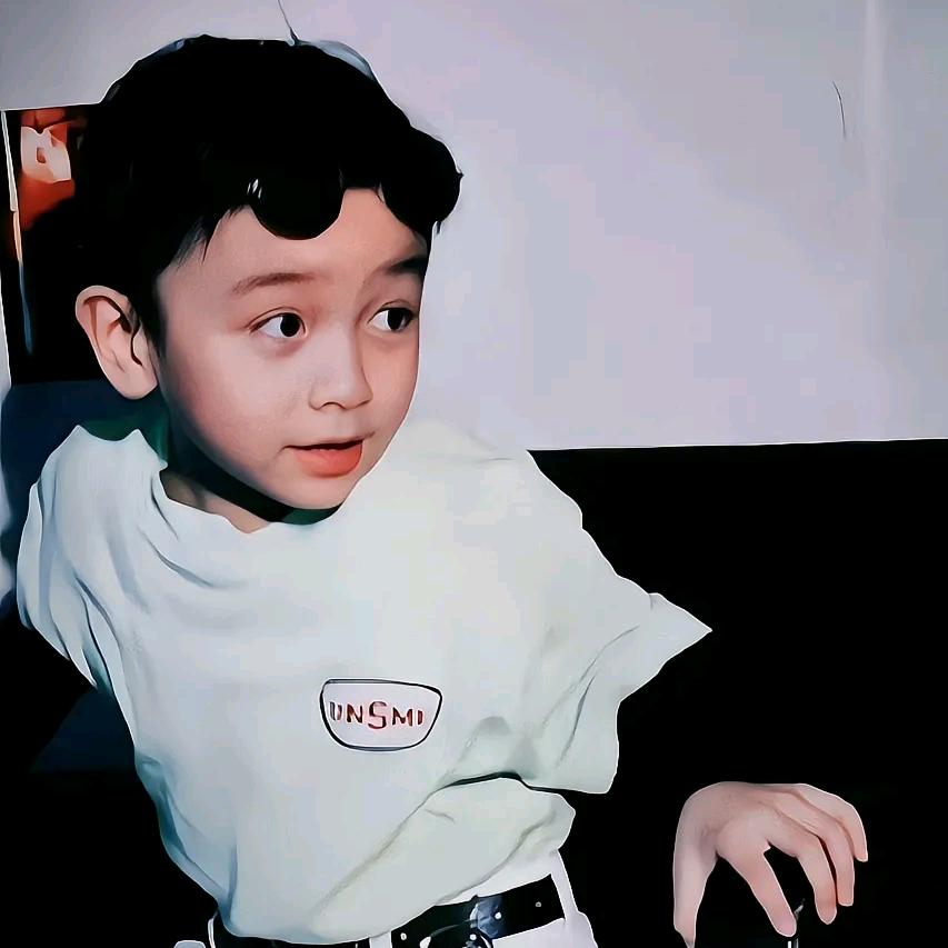 兴宏新能源汽车-宣传部