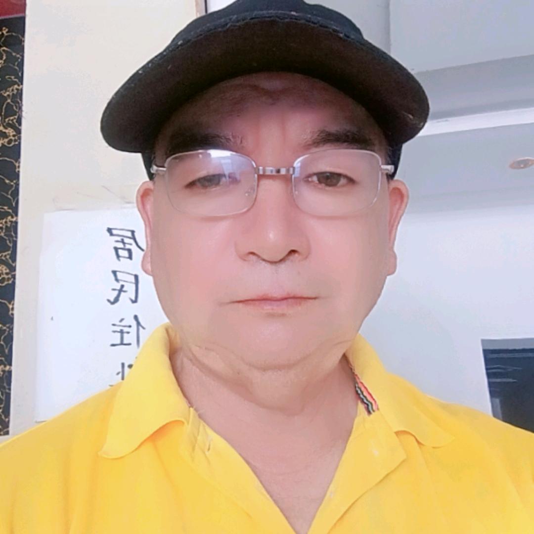 幸福快乐一家‘