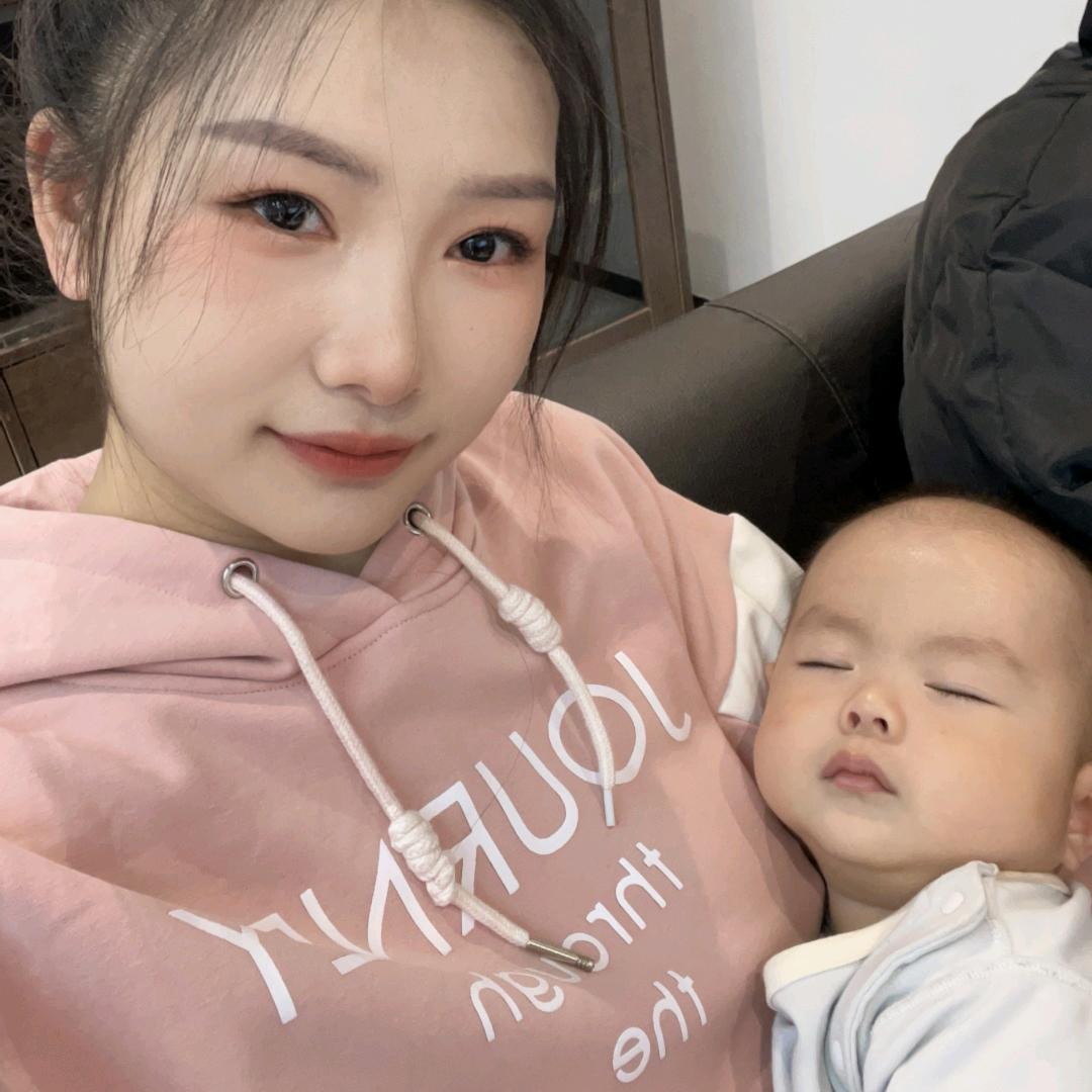 蒴蒴小兔君