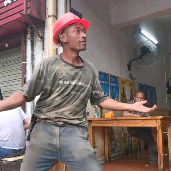 架子工刘望平