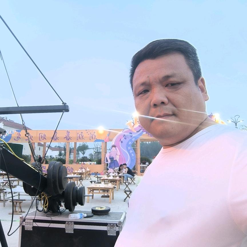 嘉影影视～刘延军