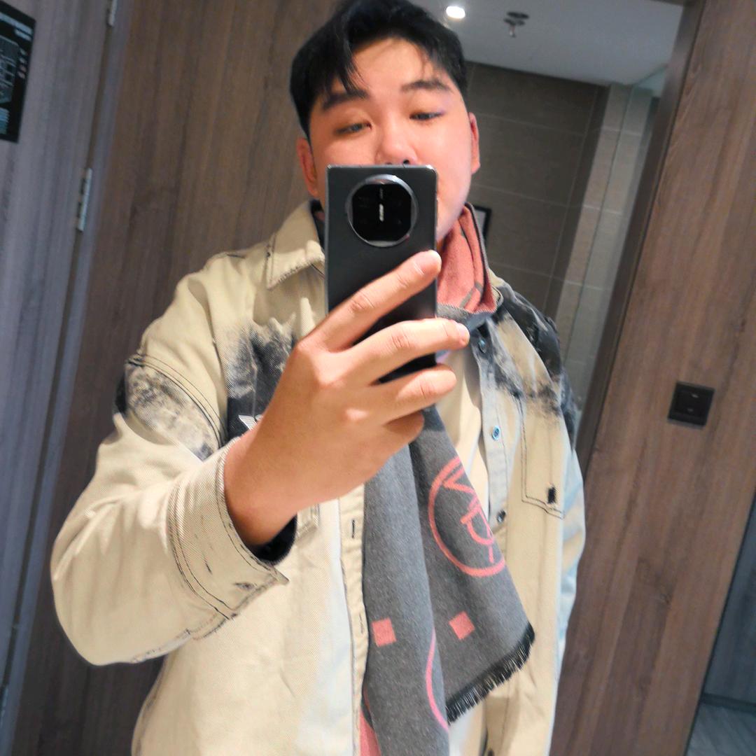 金茂天鹭满湾邹运