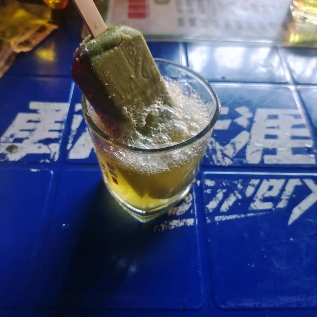 ( っ'-')╮ =͟͟͞͞🏀亮仔