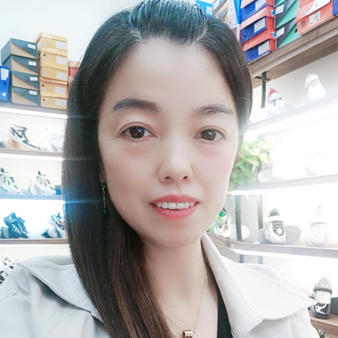 @德安多彩童年爱丫丫童鞋孙水姣