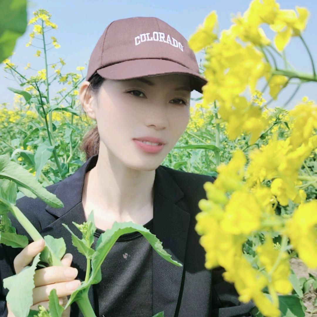 佳妮