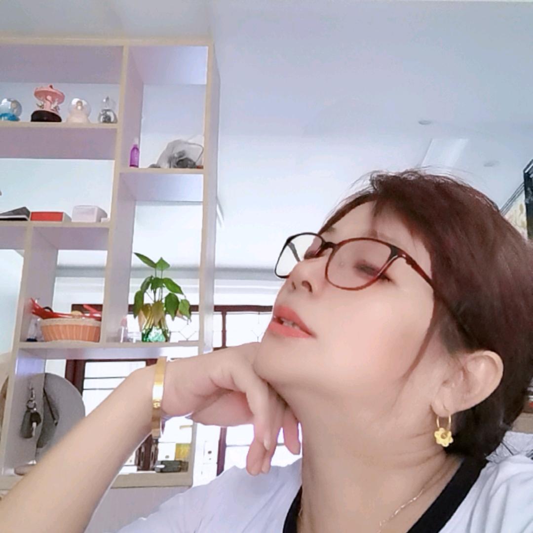 🌷He.Qing.Xiang~～