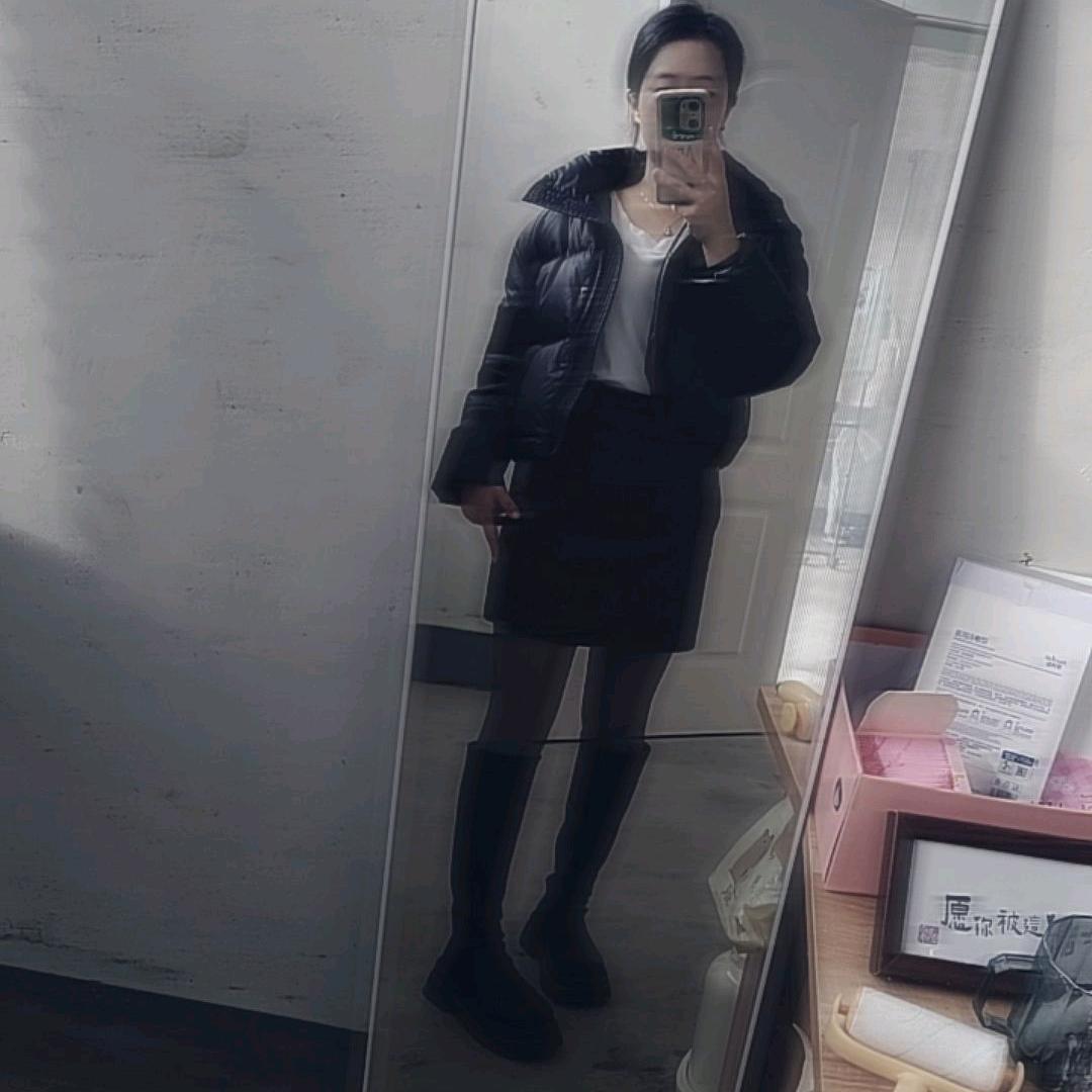 满眼都是自己的小女子