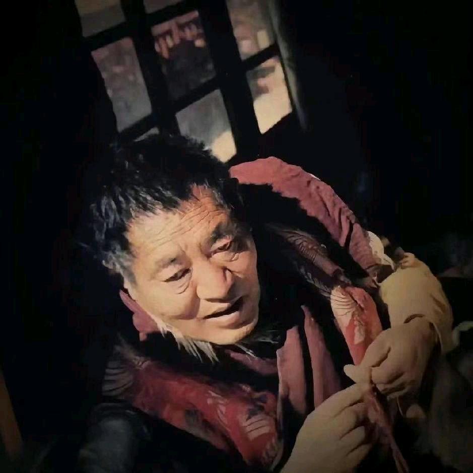 姑咱😎贡糖