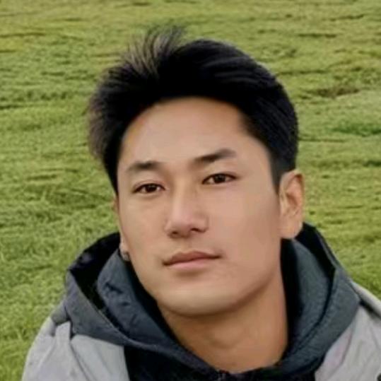 泽仁巴登。