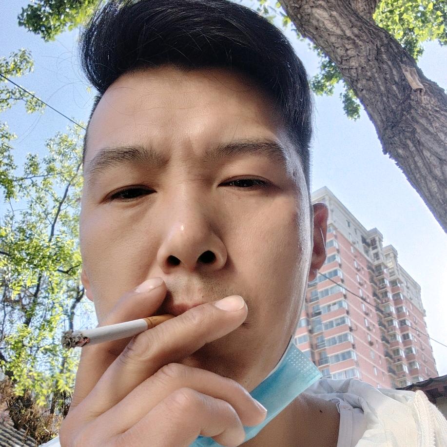 居然之家乐屋水电工