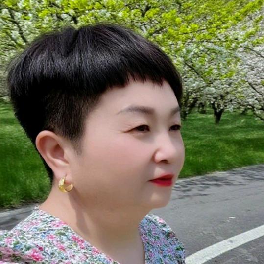 郭家四小姐很高兴认识你