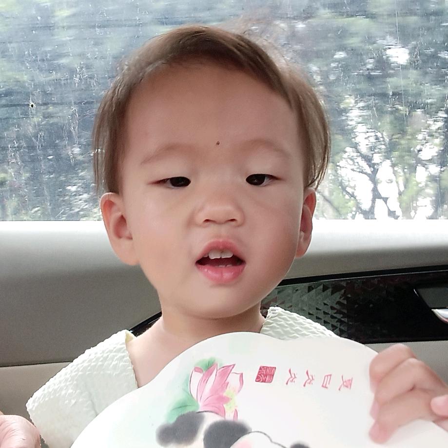 开心带娃🌹🌹（拒绝私聊）