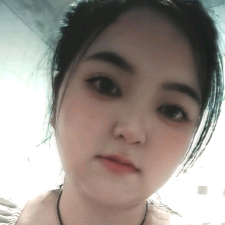 小彭睡不着💋