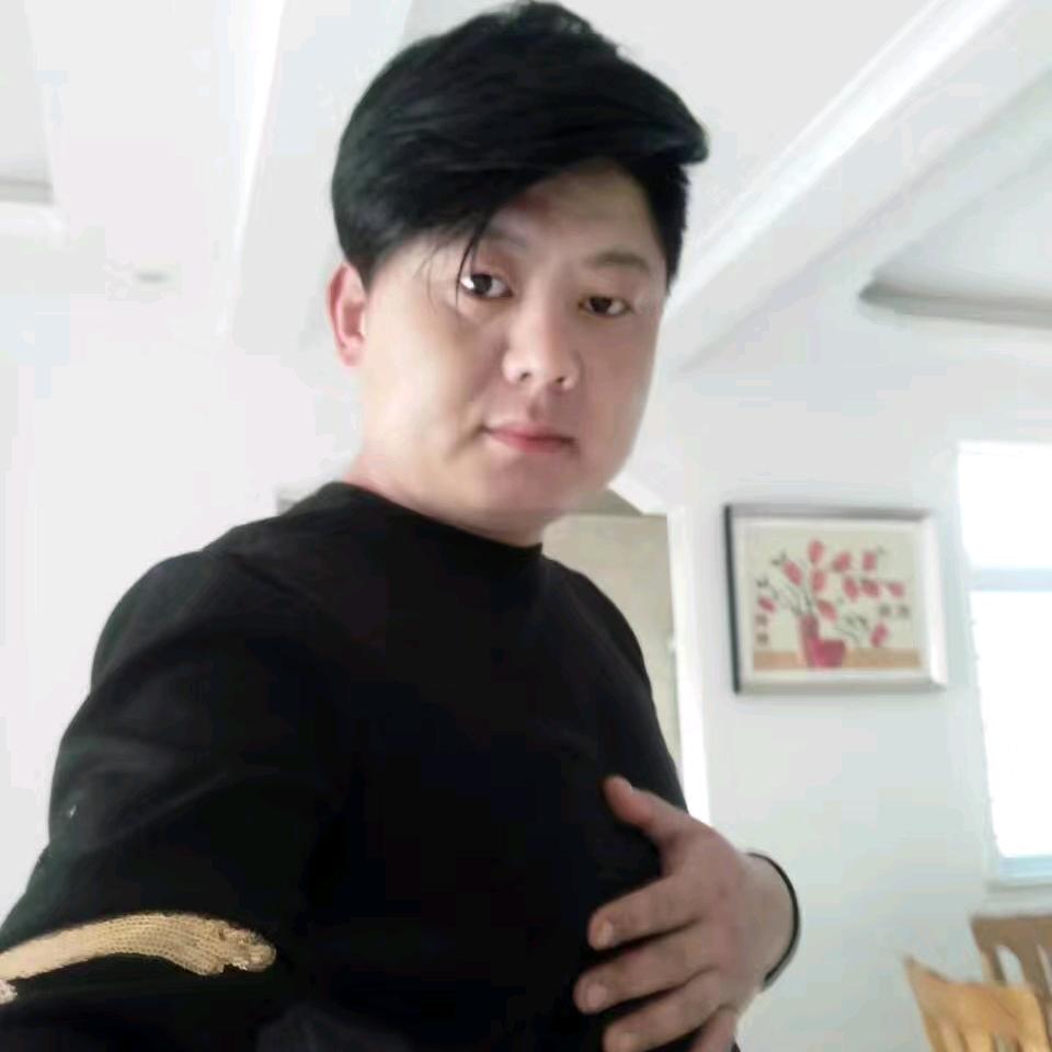 侯谦，要么陌生，要么一生