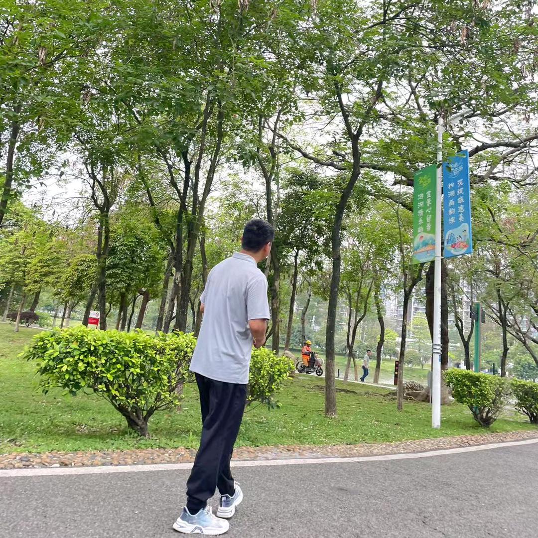小吵