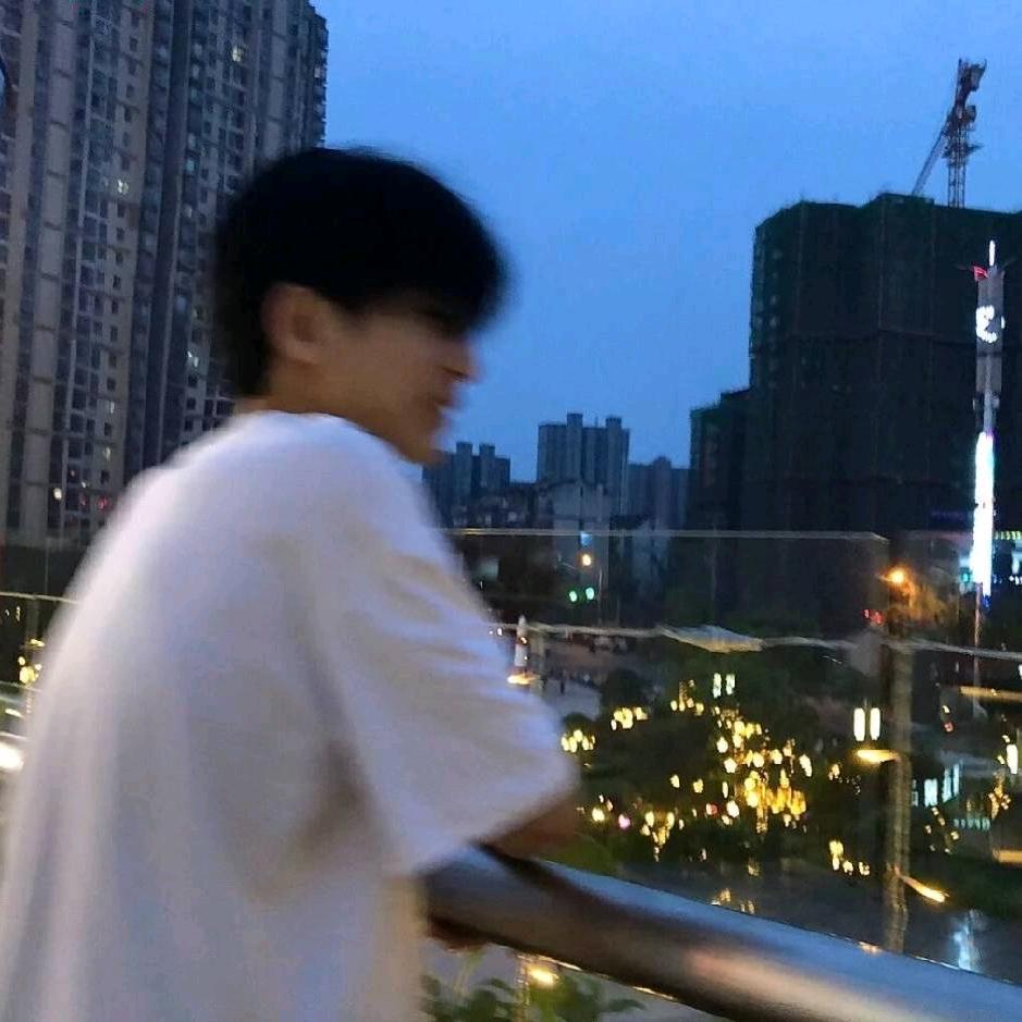 小鑫学长（主页有新生qun）