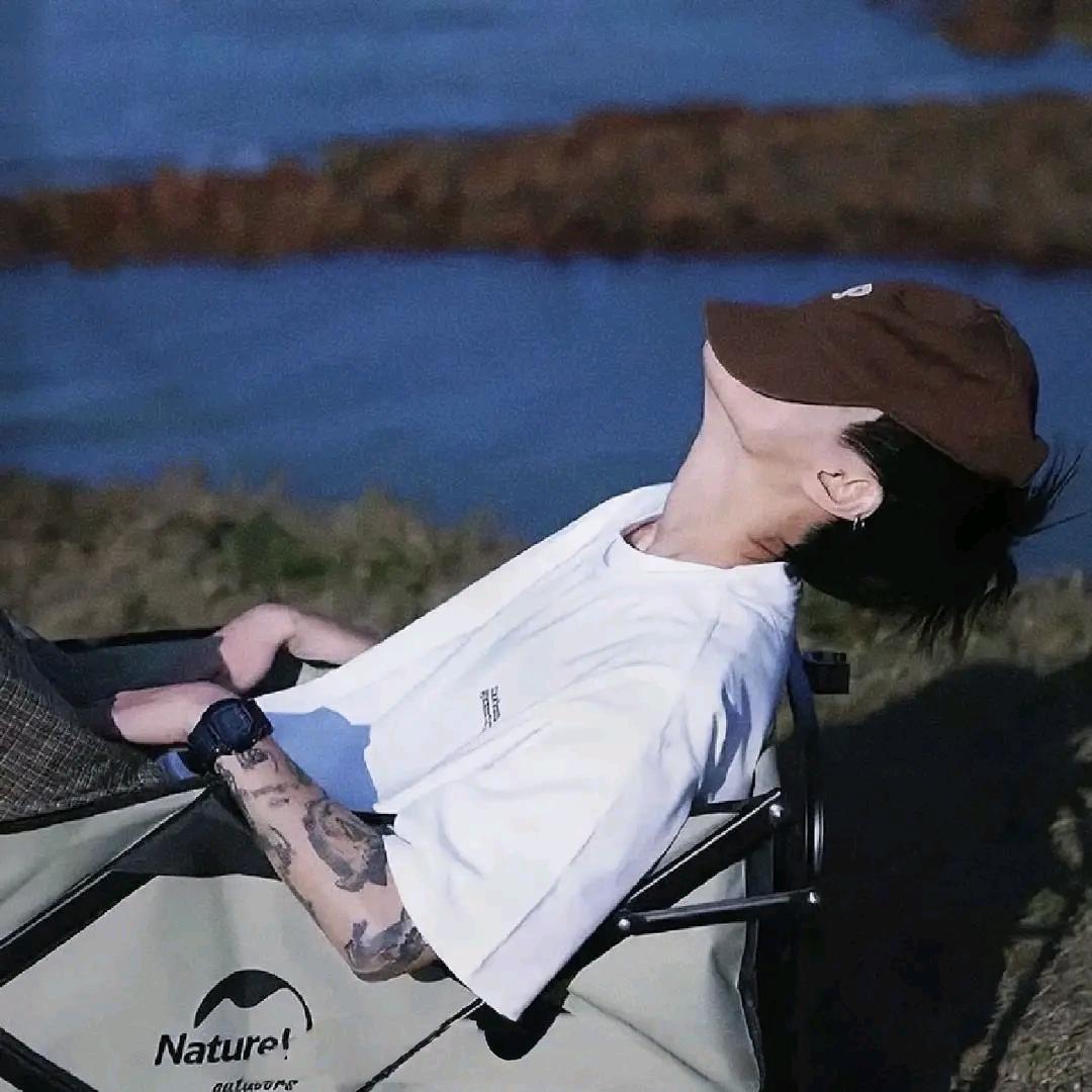 播州区马蹄镇新坪村小张买卖小猪